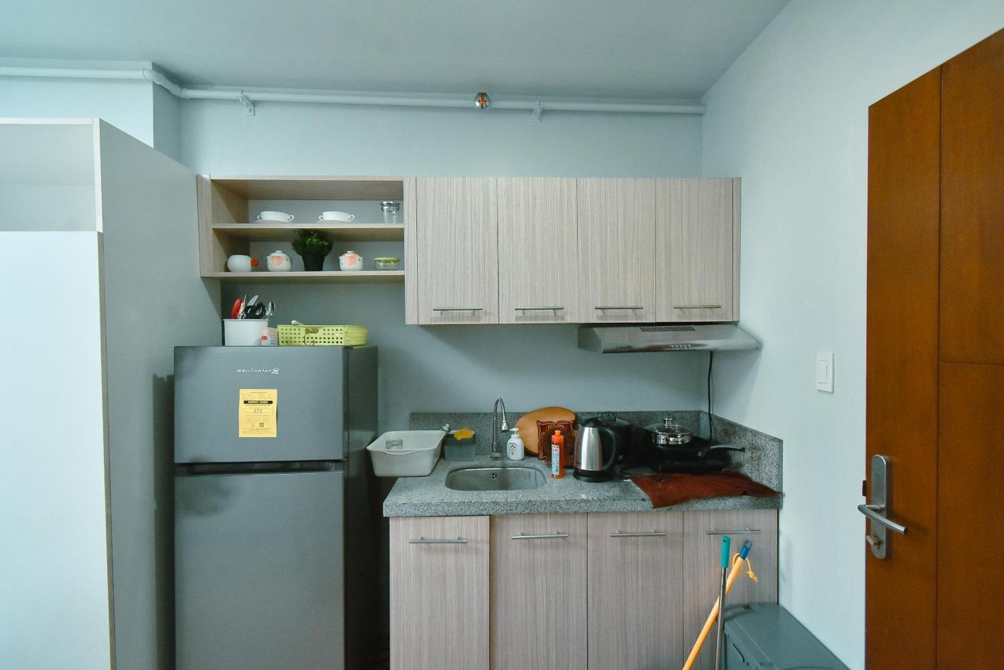 Cozy Unit With Free Pool, Netflix & Wifi In Alabang Crq3 Aparthotel Muntinlupa City Ngoại thất bức ảnh